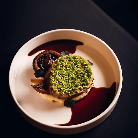 Hot_elarnia & 4* 푸스치코보